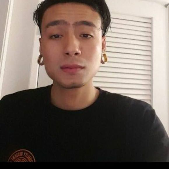 Meet your Posher, Sergio - Picture 1 of 1